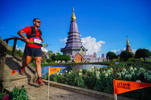 BIB: 0921
                            <button type="button" onclick="openModal(19235469)" class="btn btn-primary btn-sm float-right btn-popup" data-toggle="modal" data-target=".modal-high-quality">
                        <i class="fas fa-shopping-cart"></i> Add to Cart
                    </button>
                                            <button type="button" onclick="isThisMe(19235469, true)" class="btn btn-success btn-sm float-right btn-popup btn-isme hidden" data-toggle="tooltip" data-placement="bottom" title="นี่คือรูปของคุณใช่ไหม คลิกที่นี่เพื่อเอาเข้าอัลบั้ม">
                        <i class="fas fa-plus"></i> Add to album
                    </button>
                    <button type="button" onclick="isThisMe(19235469, false)" class="btn btn-warning btn-sm float-right btn-popup btn-isnotme hidden">
                        <i class="fas fa-ban"></i> Remove from album
                    </button>